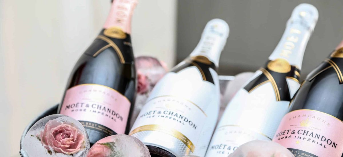 bouteilles de champagne moet et chandon